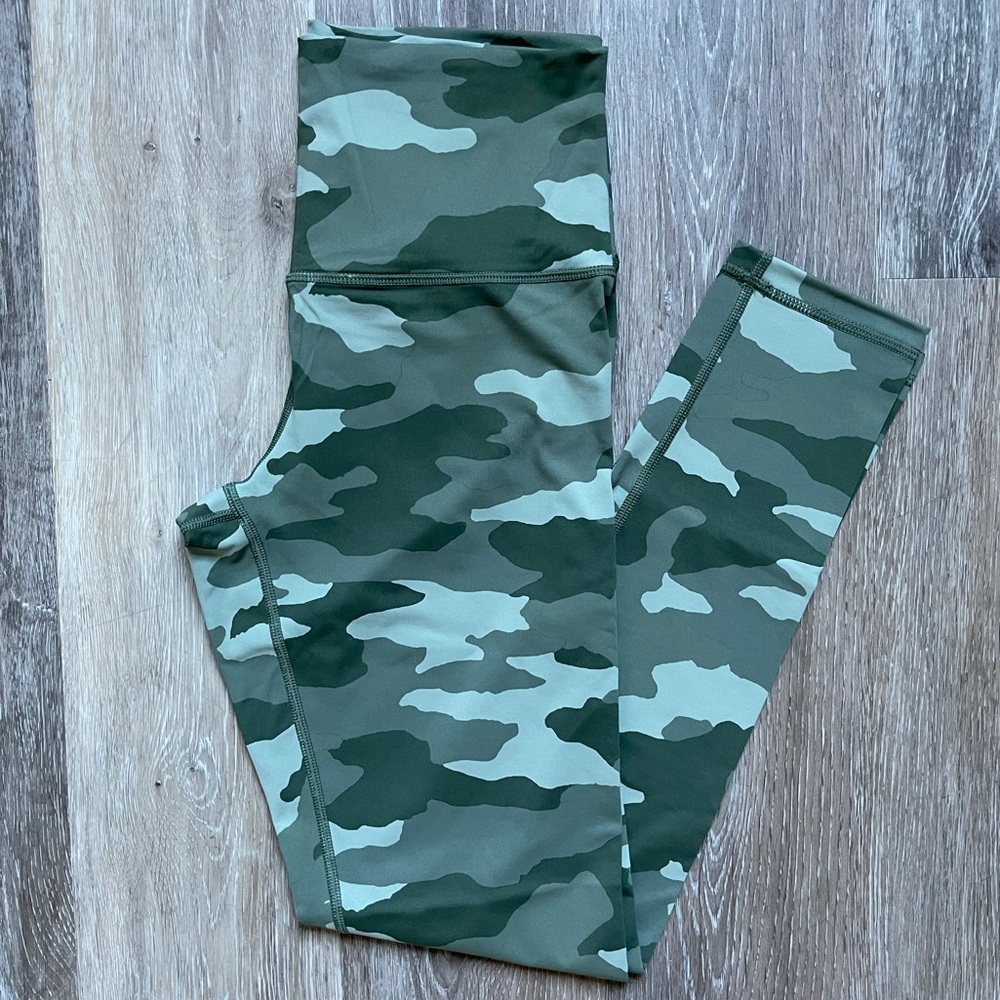 Aerie Move Camo Leggings
